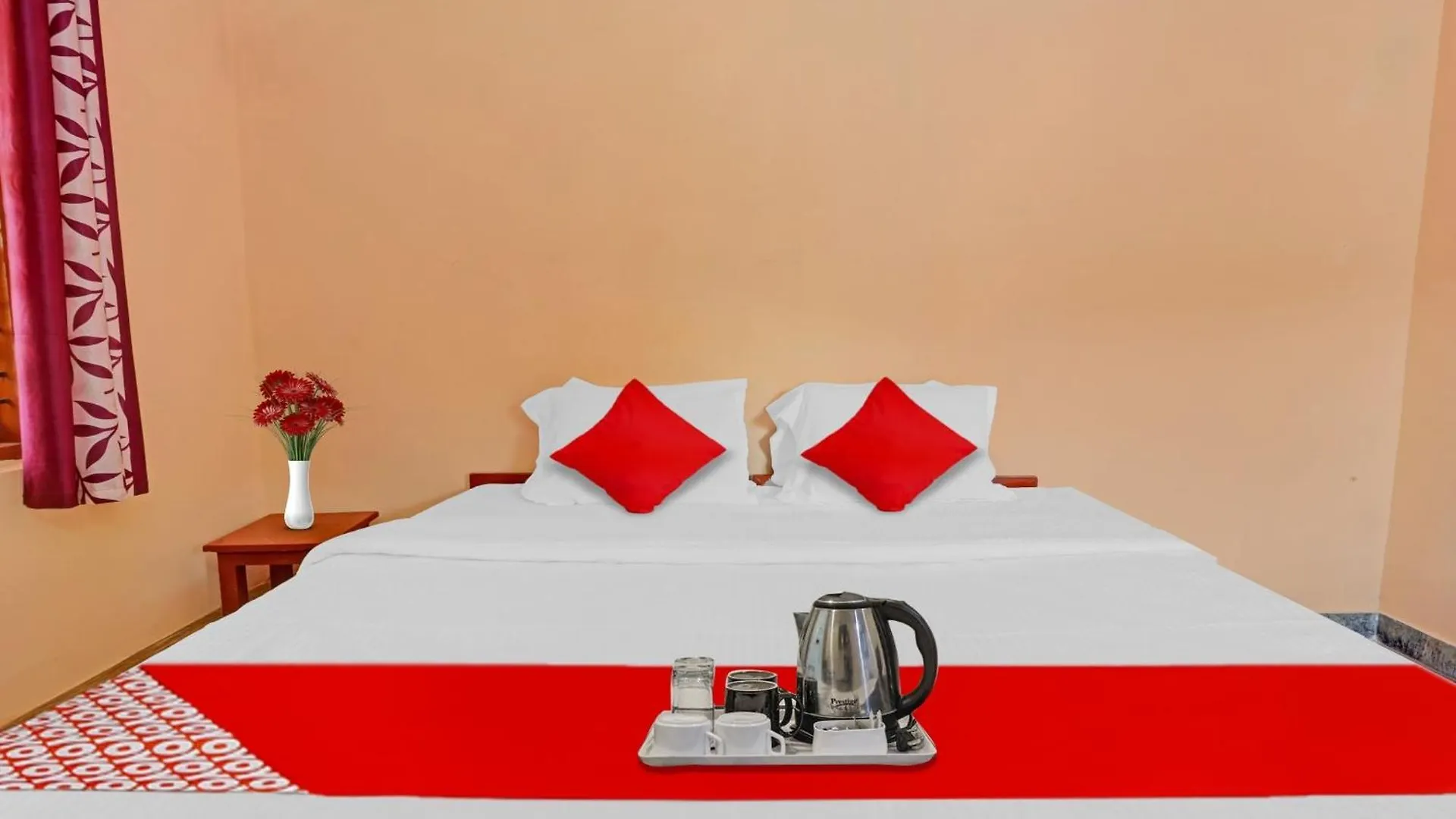 Hotel O North Park Tourist Home Kazhakuttam